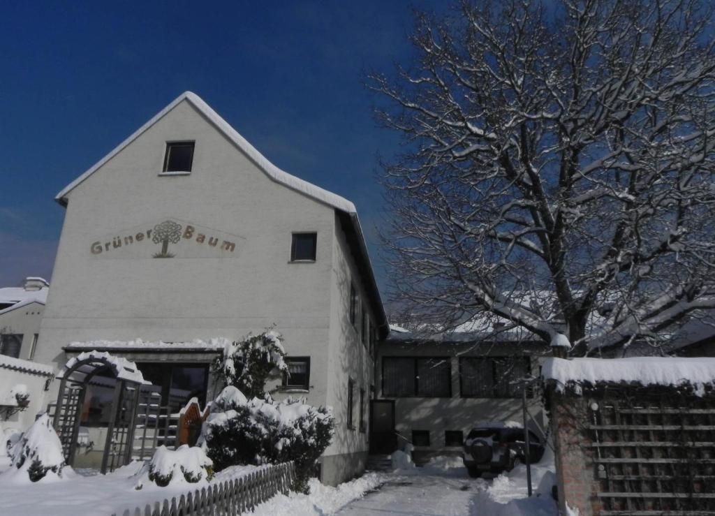 Gasthof Grüner Baum Kirchberg am Wechsel Exterior foto